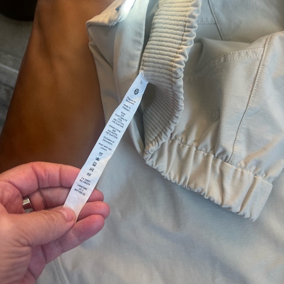 lululemon athletica Women's Wide Leg Pants - Picture 3 of 4